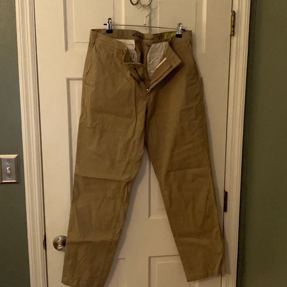 Eddie Bauer Slim Fit Flex Chinos 36/32